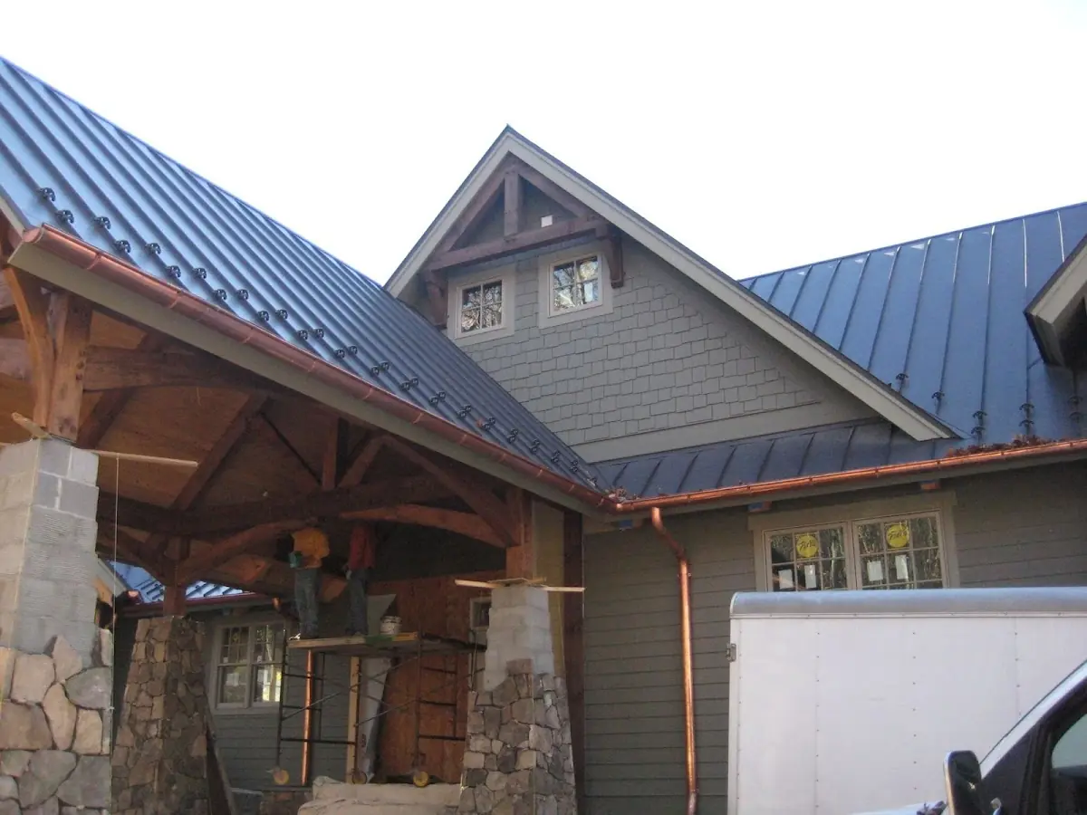 Craftsman Roofing team delivering quality roofing work in Brook Oaks